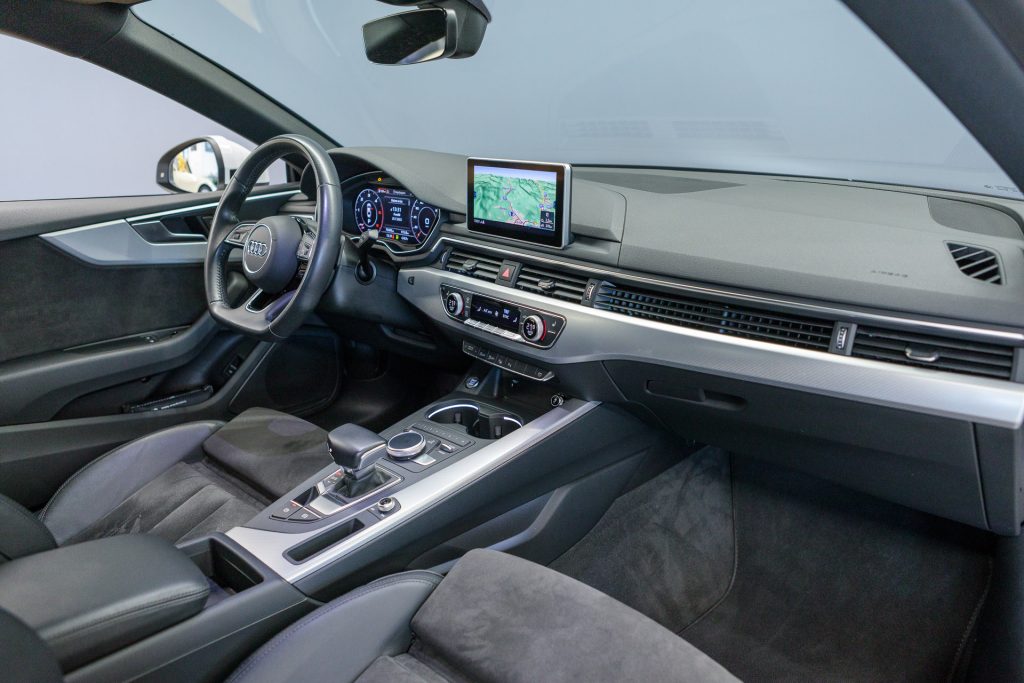 Audi A5 kupé 2.0 TDI