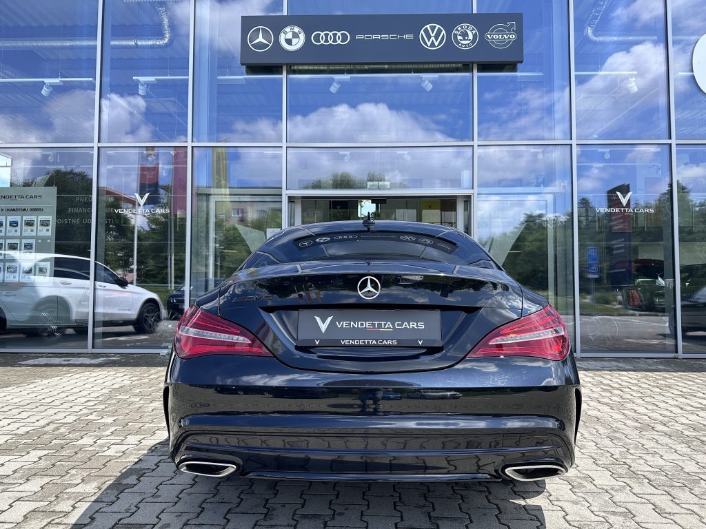 Mercedes-Benz CLA 180 kupé