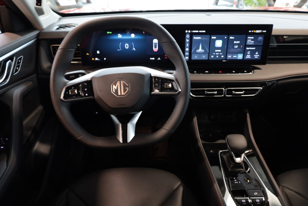 MG HS 1,5 T Exclusive AT (4246)