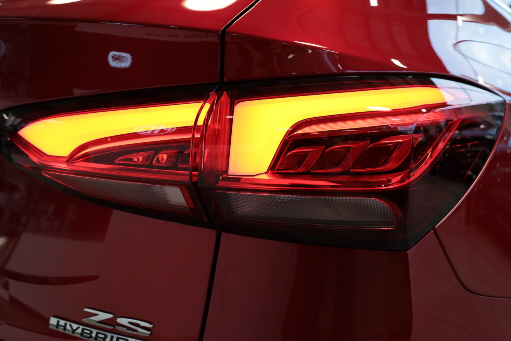 MG ZS Hybrid+ Exclusive (9079)