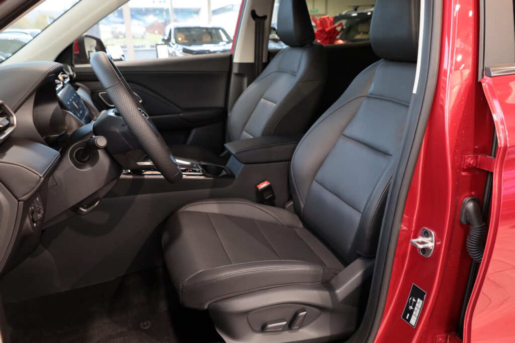 MG ZS Hybrid+ Exclusive (9079)