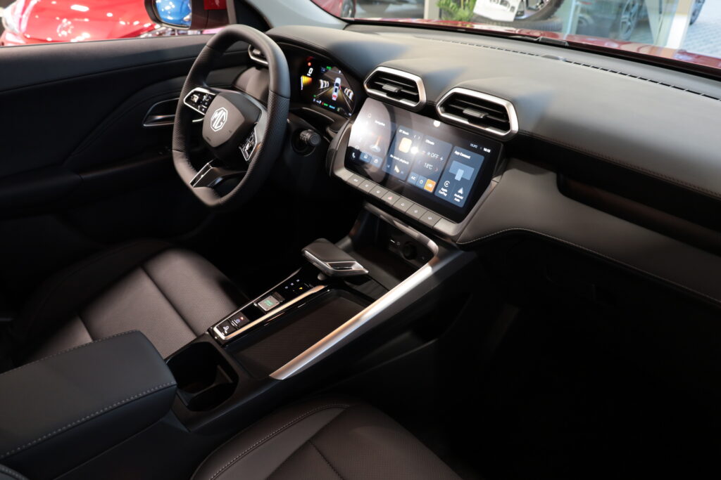 MG ZS Hybrid+ Exclusive (9079)