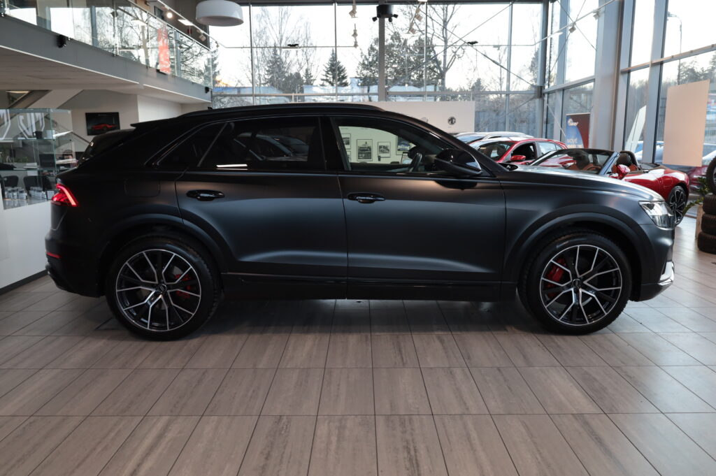 Audi Q8 50 TDI quattro S LINE