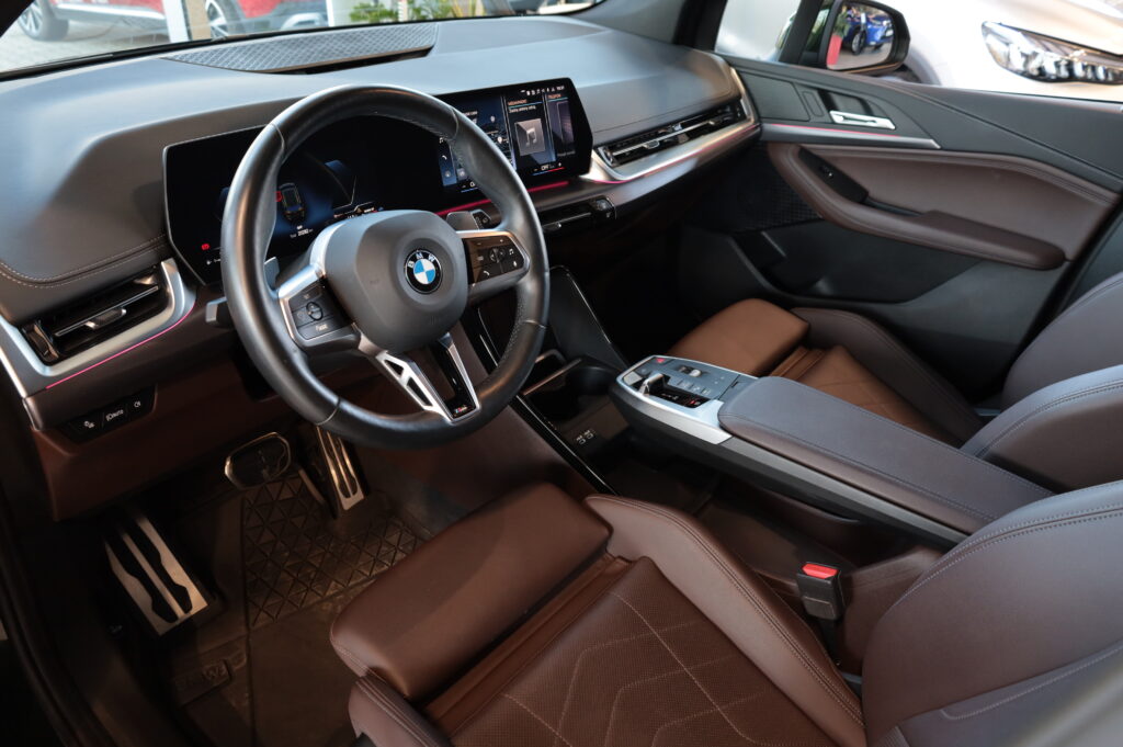 BMW 218d Active Tourer M packet