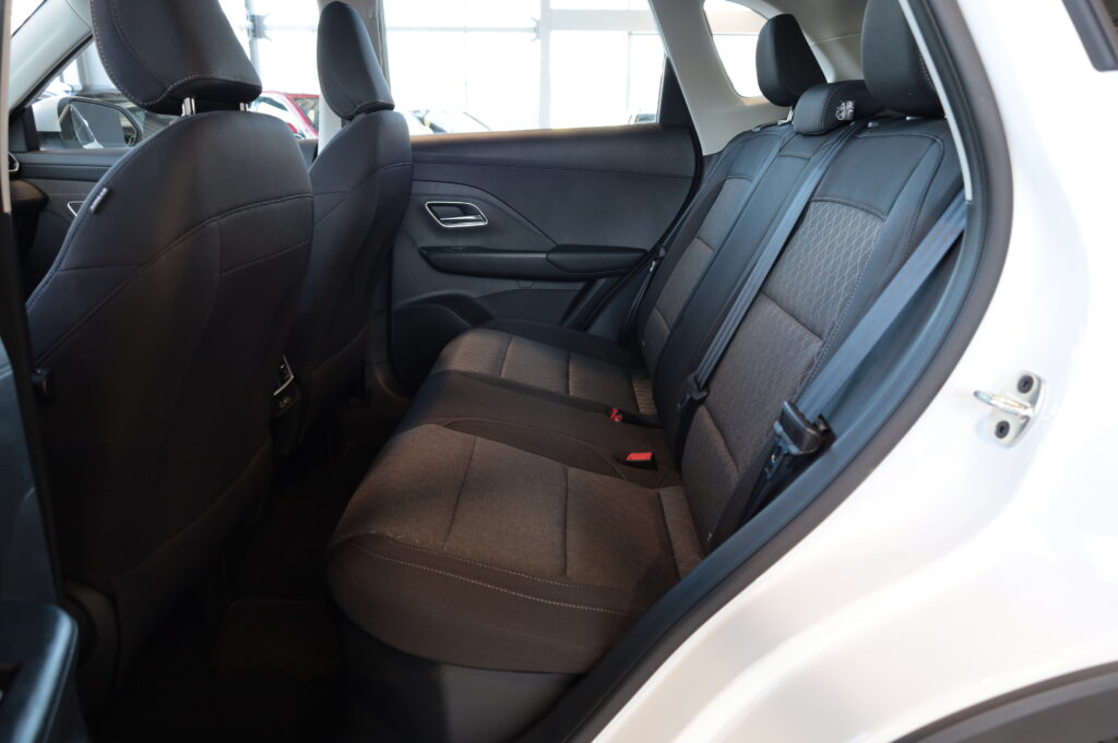 MG ZS Hybrid+ Emotion (7927)