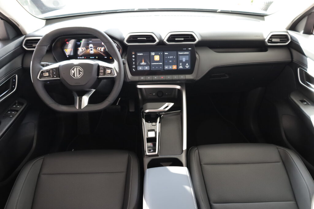MG ZS Hybrid+ Exclusive (4836)