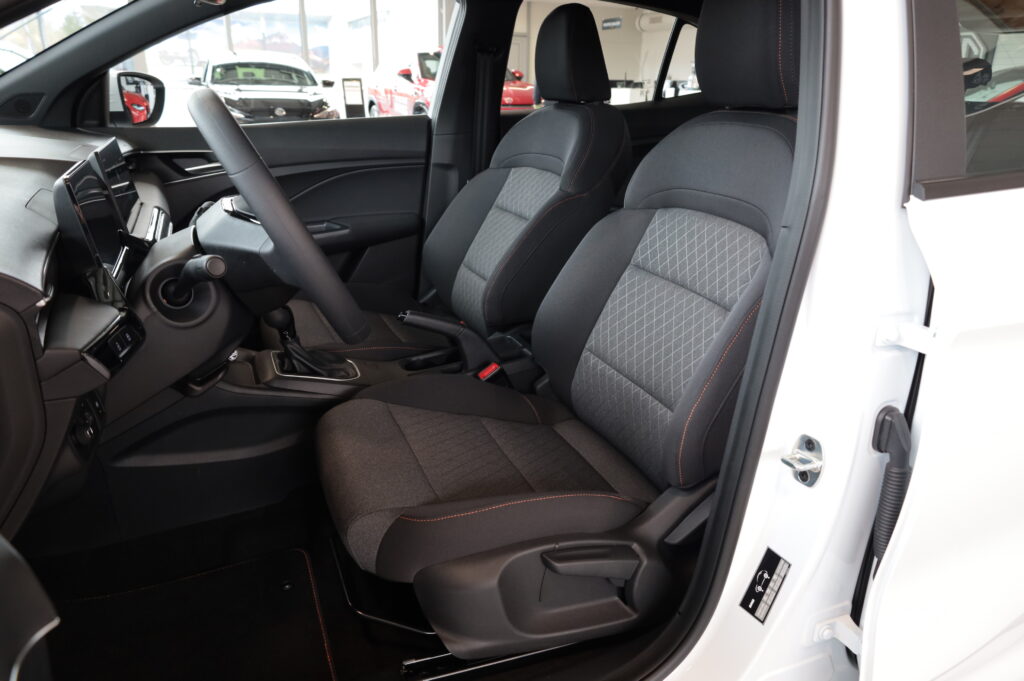 MG 3 ICE Essential (5785)