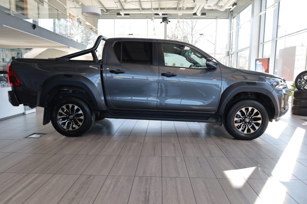 Toyota Hilux GR SPORT