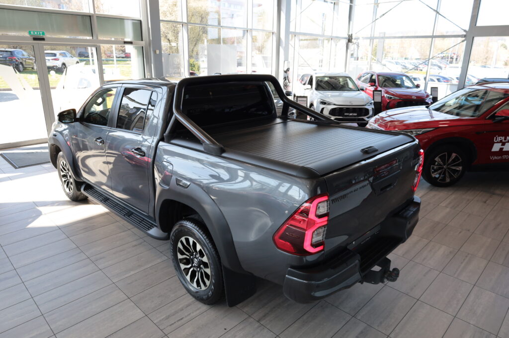 Toyota Hilux GR SPORT