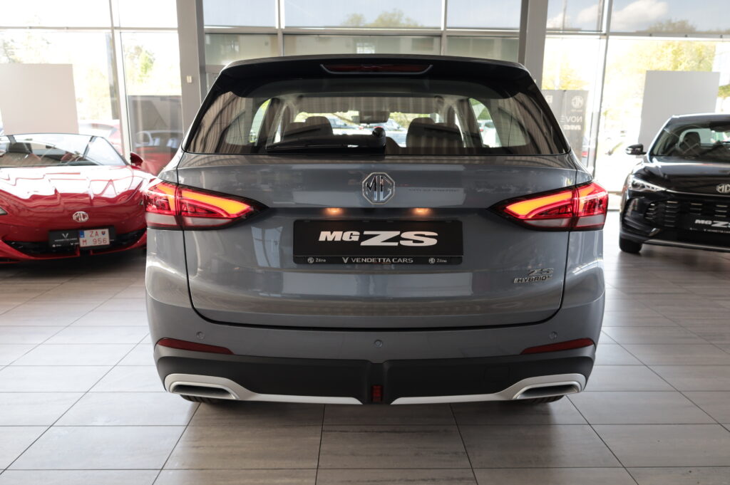 MG ZS Hybrid+ Emotion (9420)