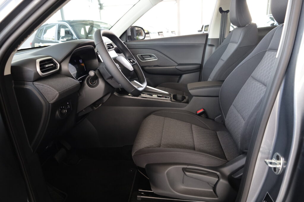 MG ZS Hybrid+ Emotion (9420)