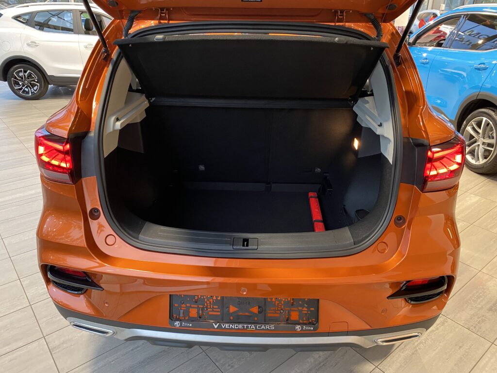 MG ZS GSR Emotion Plus oranžová