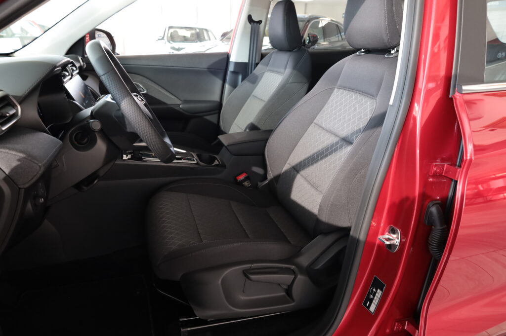 MG ZS Hybrid+ Emotion (8259)