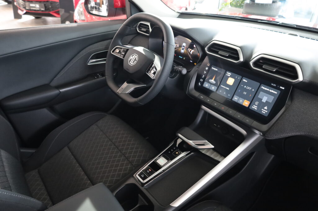 MG ZS Hybrid+ Emotion (5248)