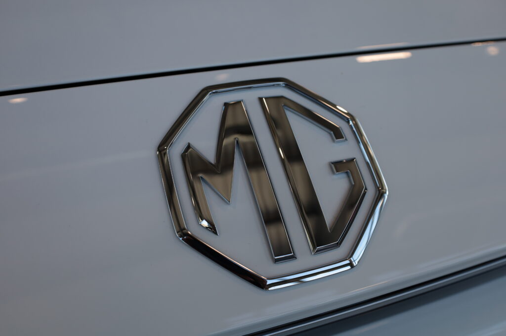 MG ZS Hybrid+ Exclusive (7980)