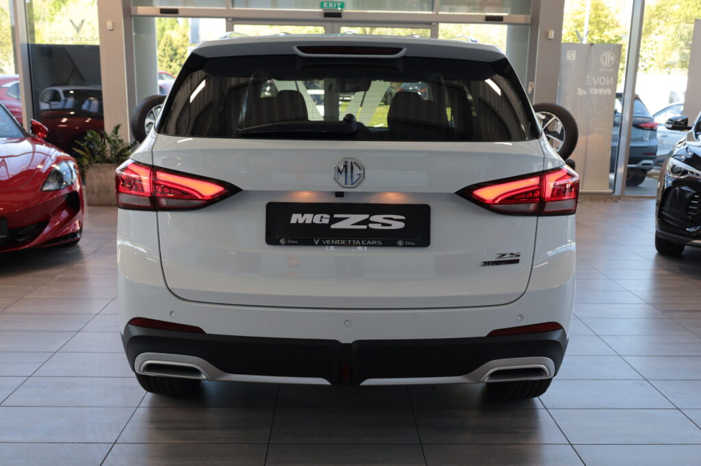MG ZS Hybrid+ Exclusive (7980)