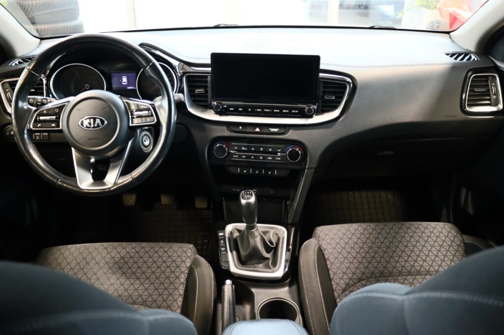 KIA Ceed 1,6 (NAFTA+HEV) MT6 (5916)