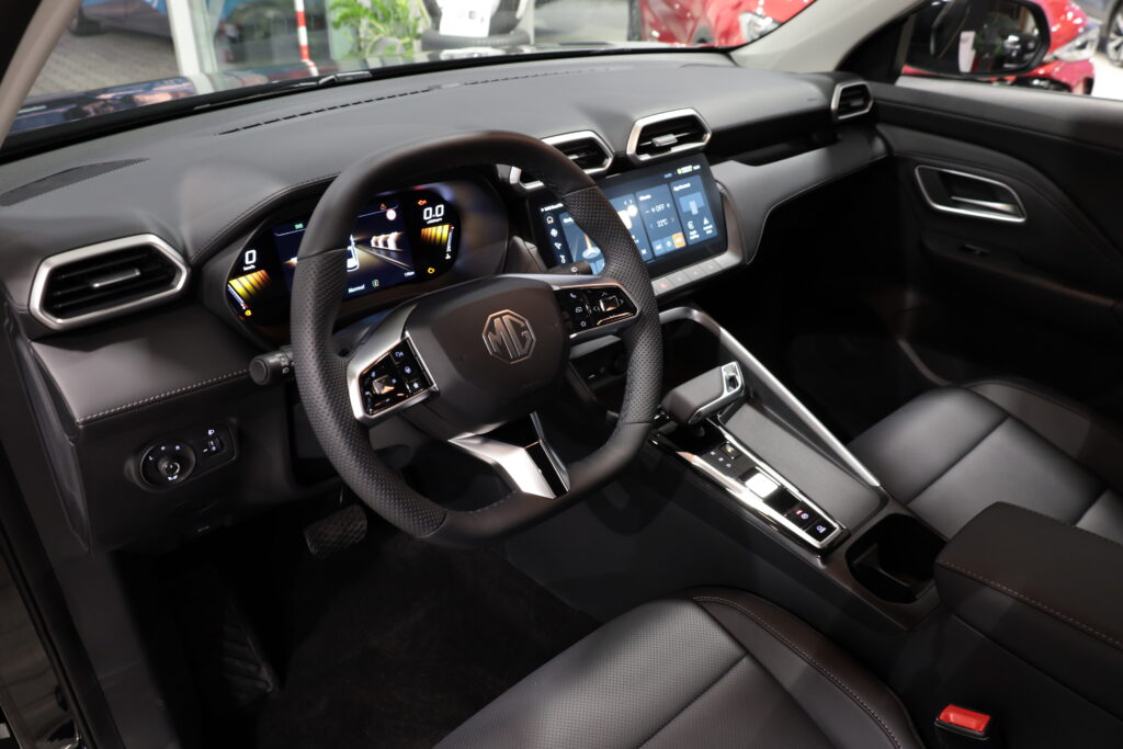 MG ZS Hybrid+ Exclusive (7476)