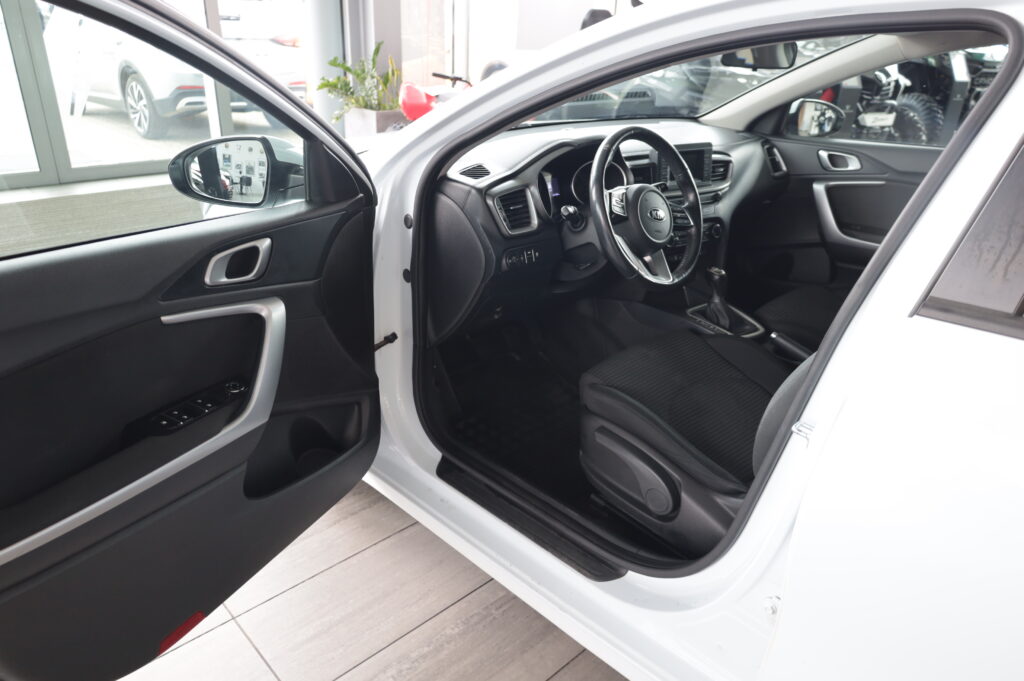 KIA Ceed 1,6 CEDi SCR MT6 (2157)