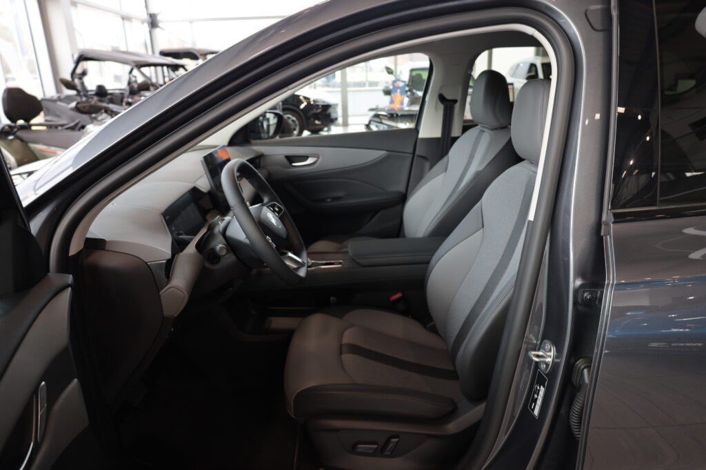 MG S5 EV Exclusive LR (6708)