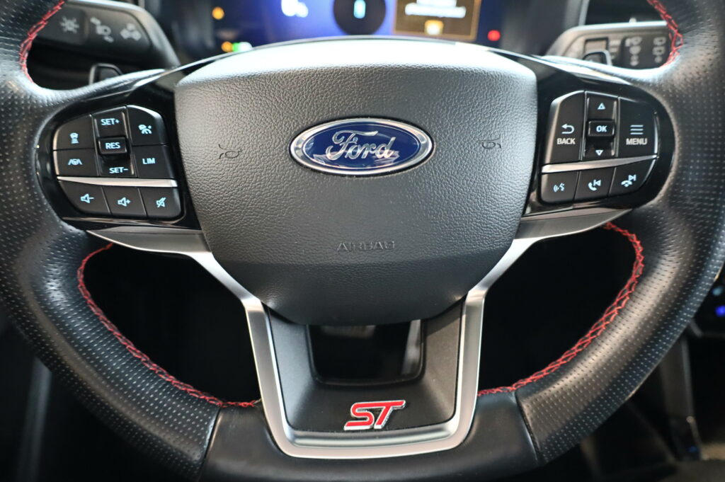 FORD Explorer ST Line 3,0 Benzín + PHEV