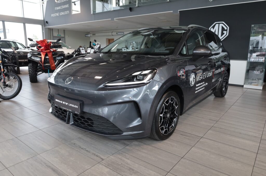 MG 4 Urban EV Premium (4623)