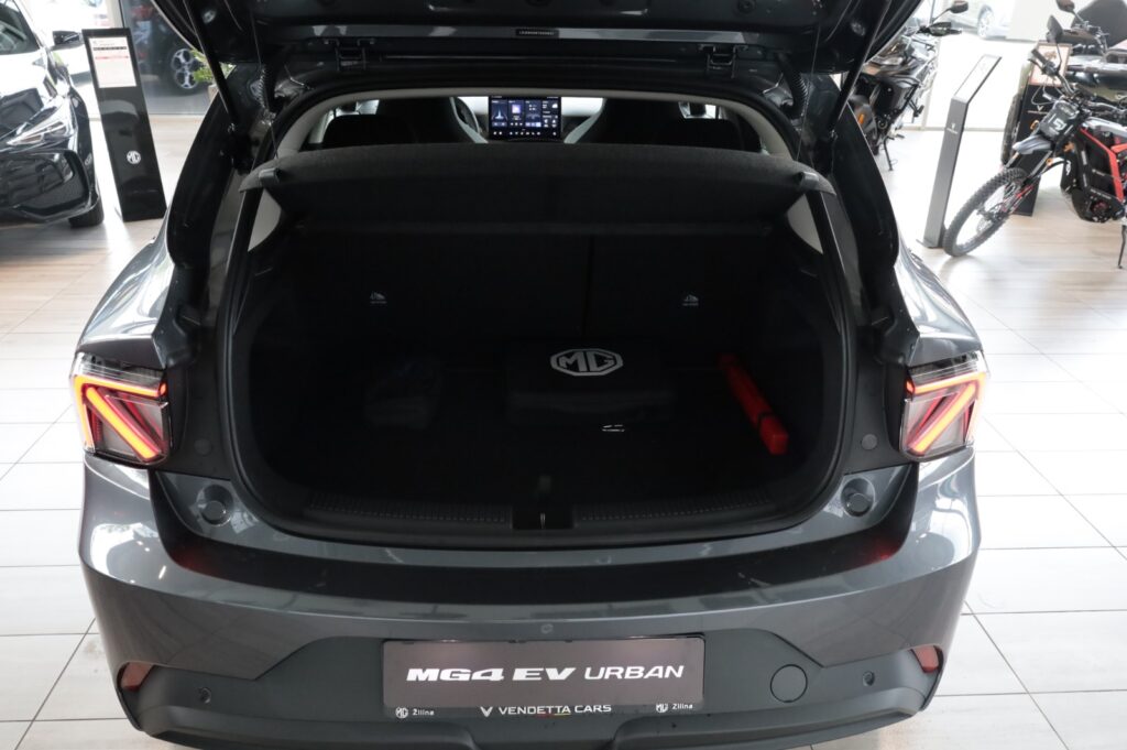 MG 4 Urban EV Premium (4623)