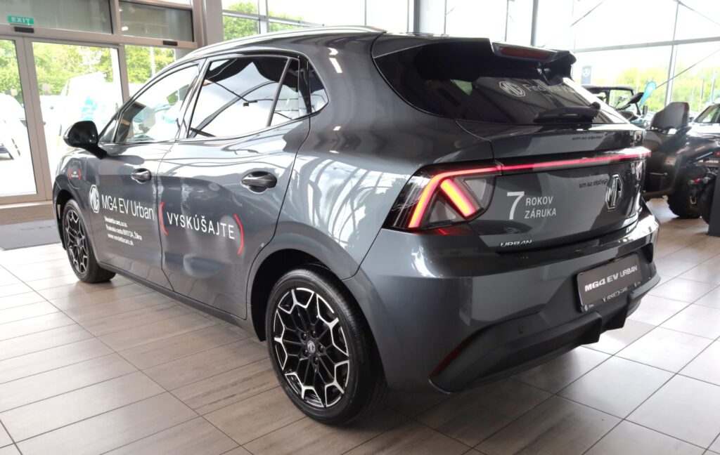 MG 4 Urban EV Premium (4623)