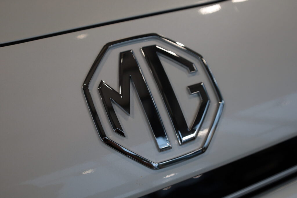 MG HS Hybrid+ Exclusive (8464)