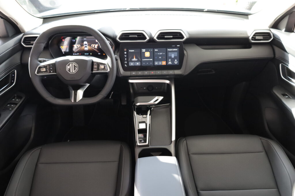 MG ZS Hybrid+ Exclusive (5137)
